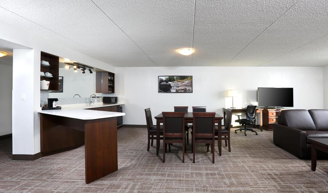 וויניפג Canad Inns Destination Centre Club Regent Casino Hotel מראה חיצוני תמונה