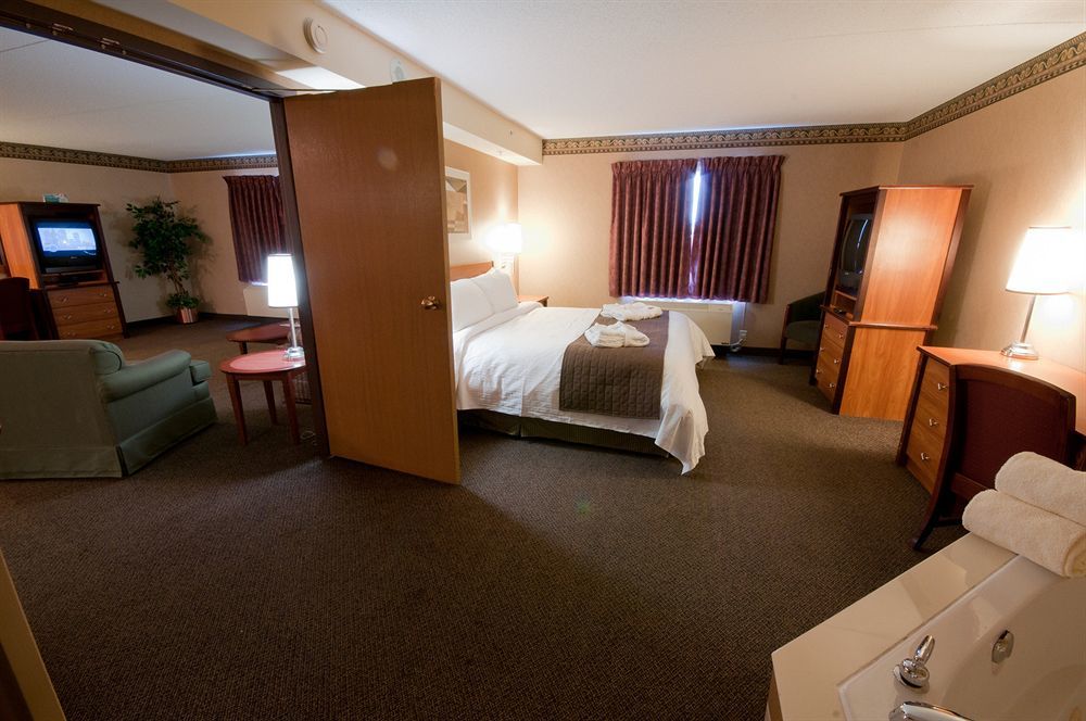 וויניפג Canad Inns Destination Centre Club Regent Casino Hotel מראה חיצוני תמונה